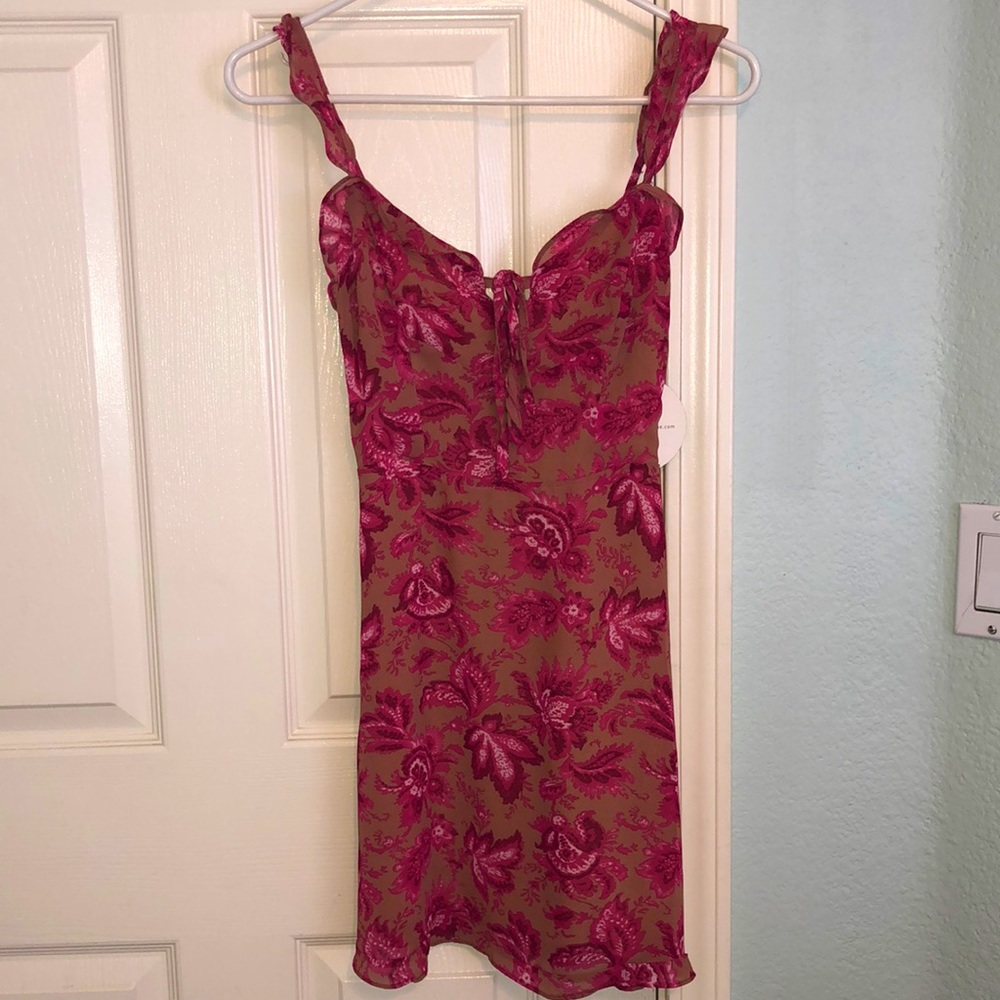 White Fox Pink/Tan flower mini dress!
